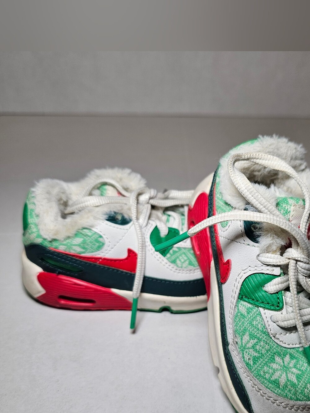 Nike Air Max 90 Christmas Sweater Size 6C Toddler Shoes